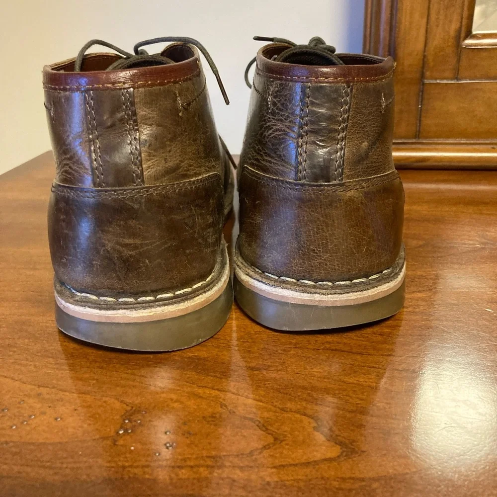Steve Madden Men’s Dark Brown Leather Hestonn Lace Up Chukka Boot